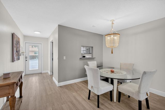 2950 SE Ocean Blvd Boulevard, Stuart, FL 34996