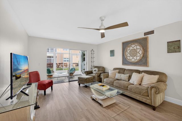 2950 SE Ocean Blvd Boulevard, Stuart, FL 34996