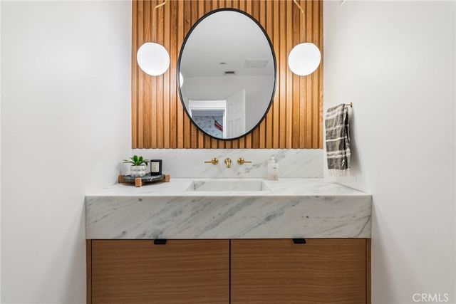 1800 Glenwood Lane, Newport Beach, CA 92660