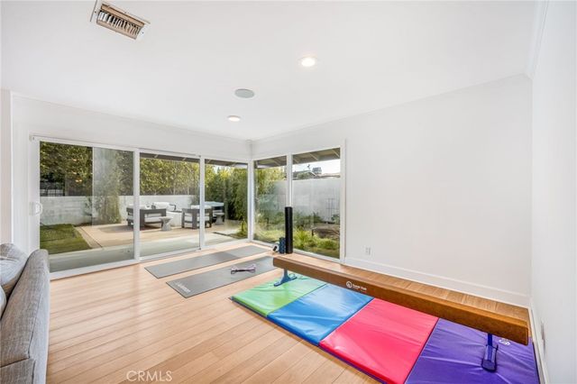 1800 Glenwood Lane, Newport Beach, CA 92660