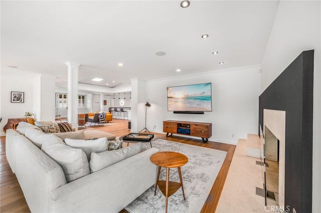1800 Glenwood Lane, Newport Beach, CA 92660