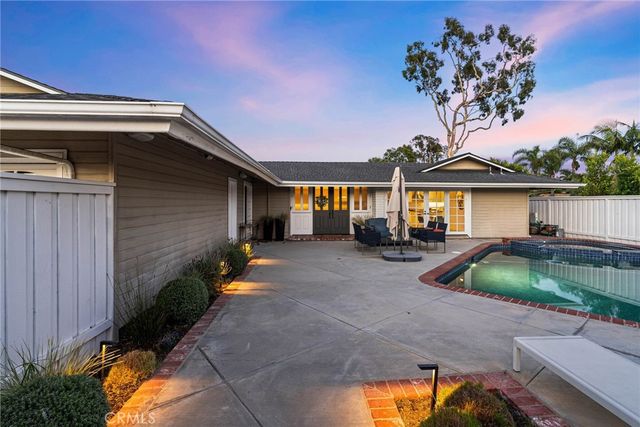 1800 Glenwood Lane, Newport Beach, CA 92660