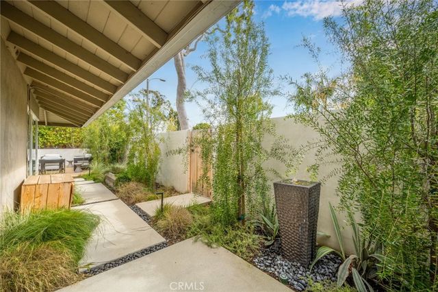 1800 Glenwood Lane, Newport Beach, CA 92660