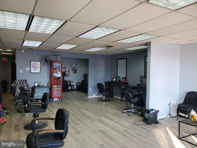 7451 MAPLE AVE, Pennsauken, NJ 08109