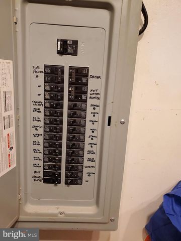 7451 MAPLE AVE, Pennsauken, NJ 08109