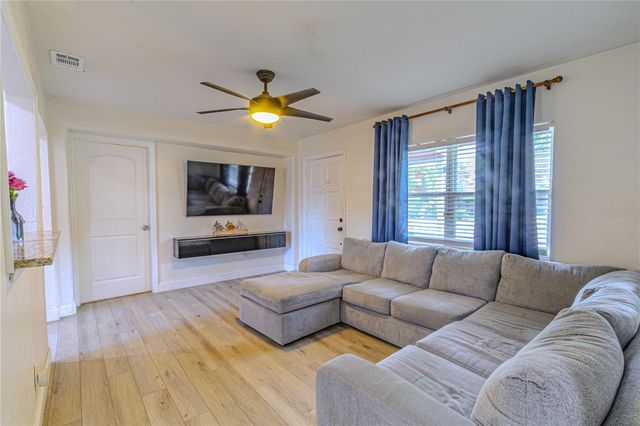 1026 SARITA STREET, Sanford, FL 32773