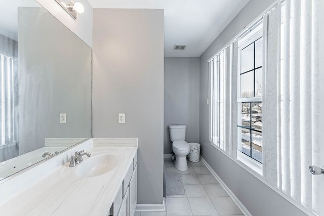 2055 Tuscany Lane, Romeoville, IL 60446