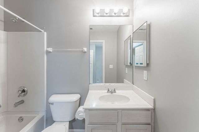 2055 Tuscany Lane, Romeoville, IL 60446