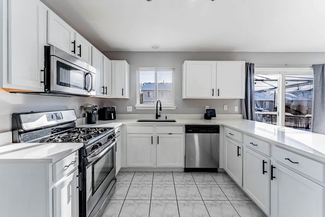 2055 Tuscany Lane, Romeoville, IL 60446