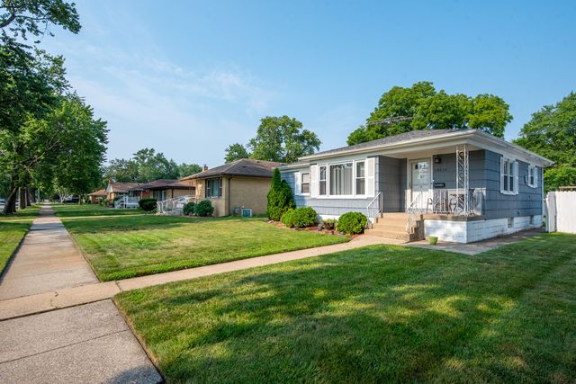 18636 Sherman Street, Lansing, IL 60438