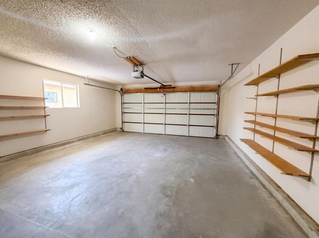 816 Omaha Street NE, Albuquerque, NM 87123