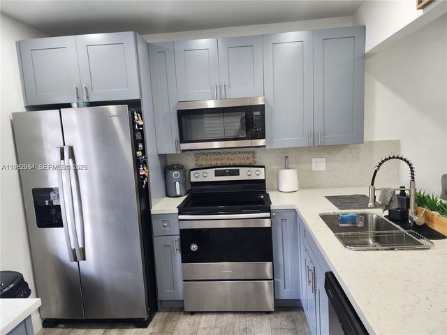 7605 NW 4th Pl 206, Margate, FL 33063