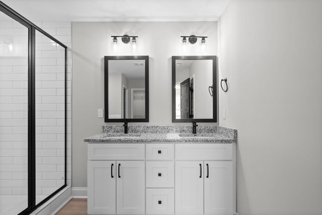 248 Bluebell Dr, Clarksville, TN 37043