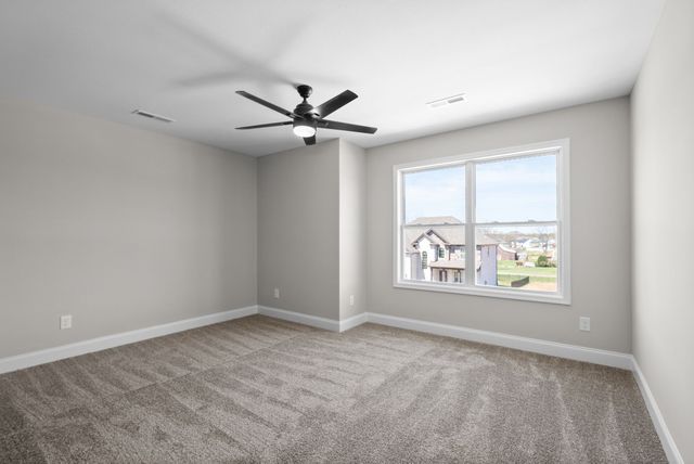 248 Bluebell Dr, Clarksville, TN 37043