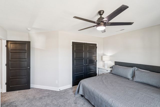 248 Bluebell Dr, Clarksville, TN 37043