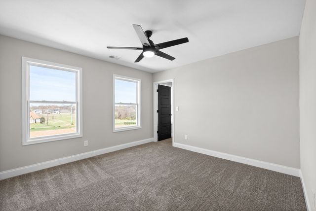 248 Bluebell Dr, Clarksville, TN 37043