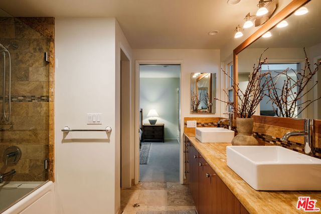 4975 Queen Florence Lane, Woodland Hills, CA 91364
