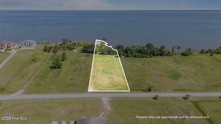 63 Wind Lake Road S, Oriental, NC 28571