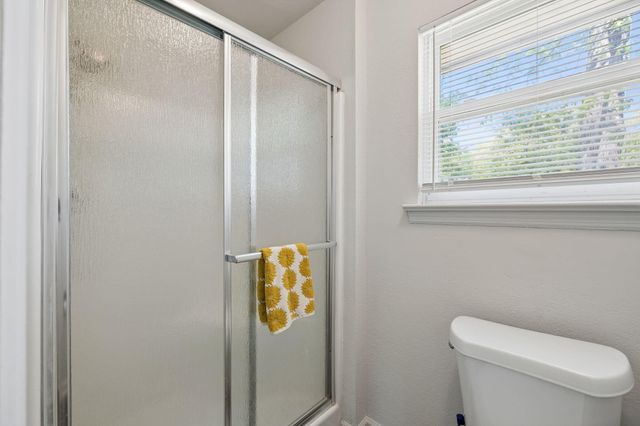 817 S Valleywood Circle, Hixson, TN 37343