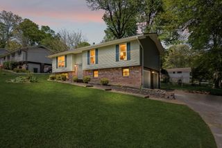 817 S Valleywood Circle, Hixson, TN 37343