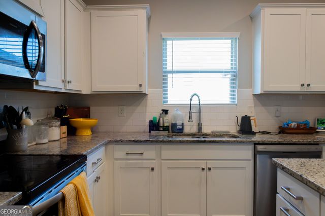 17 Belfield Court, Adairsville, GA 30103