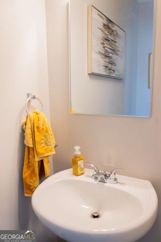 17 Belfield Court, Adairsville, GA 30103