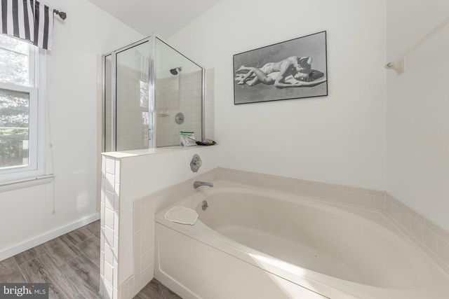 9 MERLOT CT, Marlton, NJ 08053