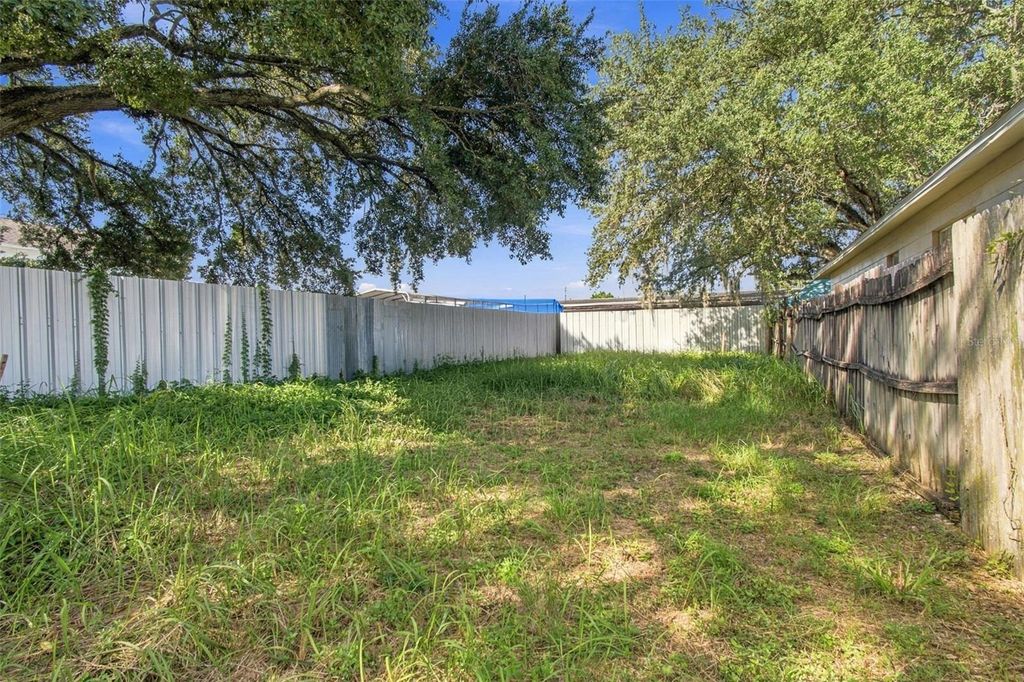 Image 2 of property listing at 4620 N 35TH STREET, Tampa, FL 33610
