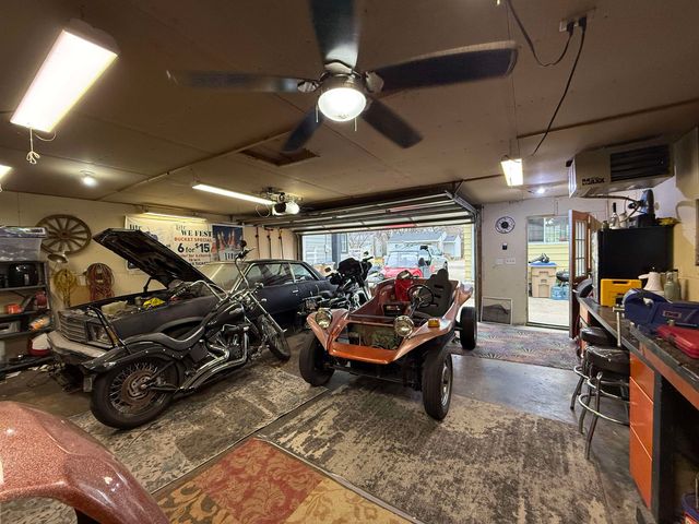 509 NW 13th St, Minot, ND 58703