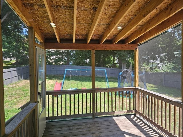 85 Lexington Ave, Lowell, MA 01854
