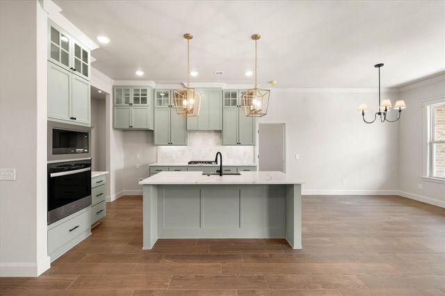 5104 Misty Wood Lane, Mustang, OK 73064