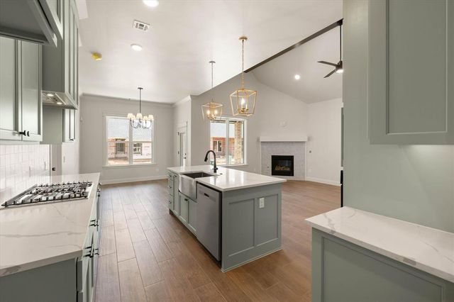 5104 Misty Wood Lane, Mustang, OK 73064