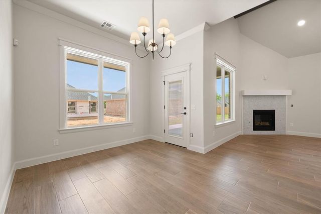 5104 Misty Wood Lane, Mustang, OK 73064