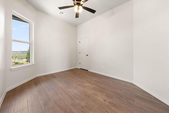 5104 Misty Wood Lane, Mustang, OK 73064