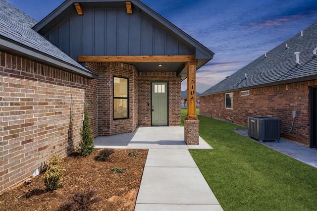 5104 Misty Wood Lane, Mustang, OK 73064