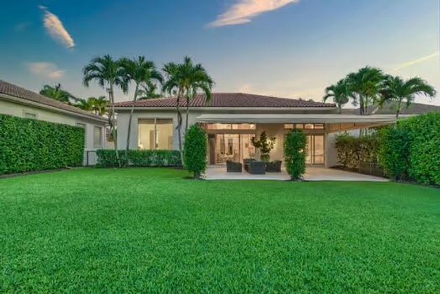 539 Les Jardin Drive, Palm Beach Gardens, FL 33410