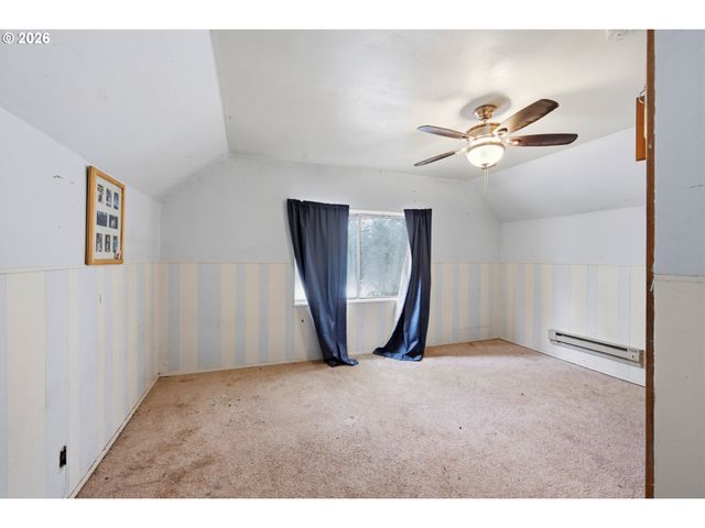 806 Ne GALLOWAY St, Mc Minnville, OR 97128
