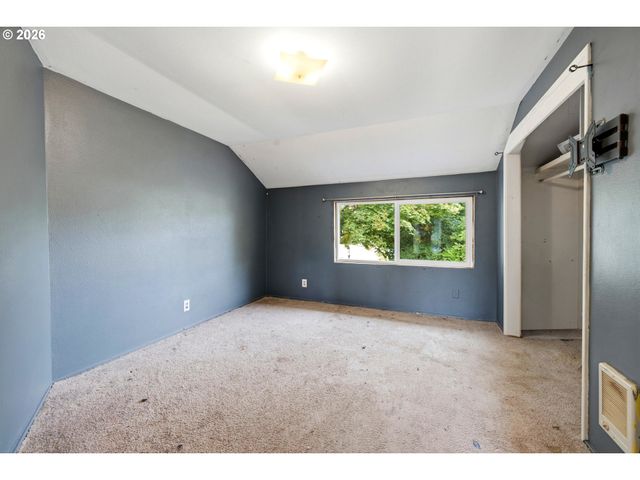 806 Ne GALLOWAY St, Mc Minnville, OR 97128
