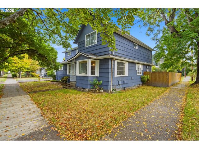 806 Ne GALLOWAY St, Mc Minnville, OR 97128