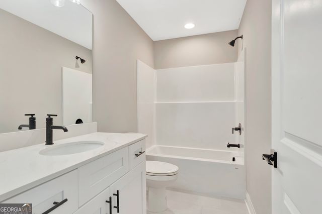 180 Redhaven Drive, Senoia, GA 30276