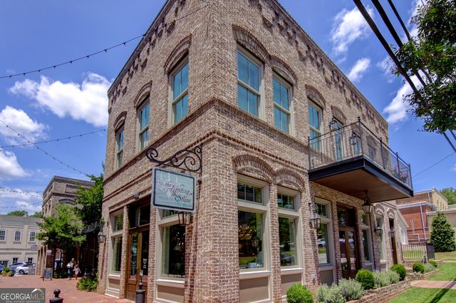 180 Redhaven Drive, Senoia, GA 30276