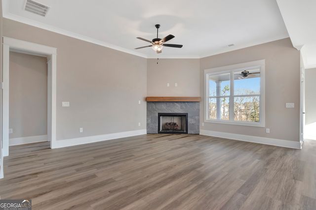 180 Redhaven Drive, Senoia, GA 30276