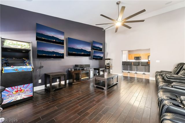 62 Harbor Coast Street, Las Vegas, NV 89148