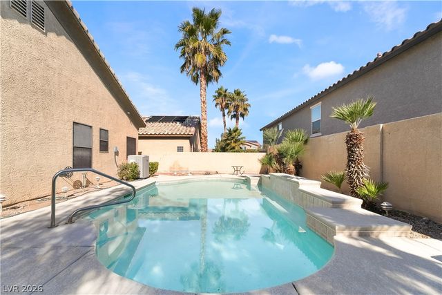 62 Harbor Coast Street, Las Vegas, NV 89148