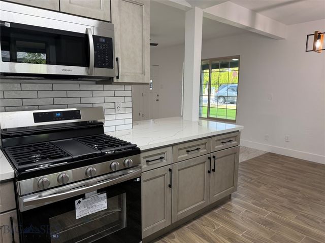 20 S Catalina Street, Gilbert, AZ 85233