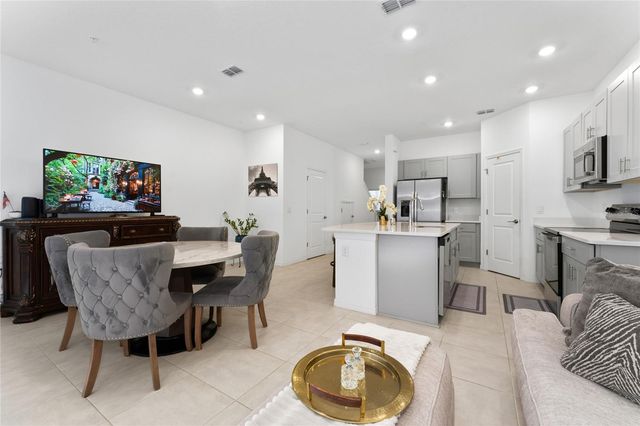 5131 QUAKERS PLACE, St Cloud, FL 34769