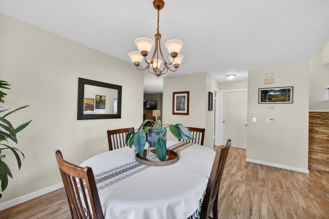 7597 Deltawind Dr, Sacramento, CA 95831