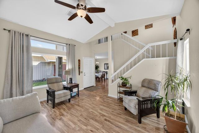 7597 Deltawind Dr, Sacramento, CA 95831