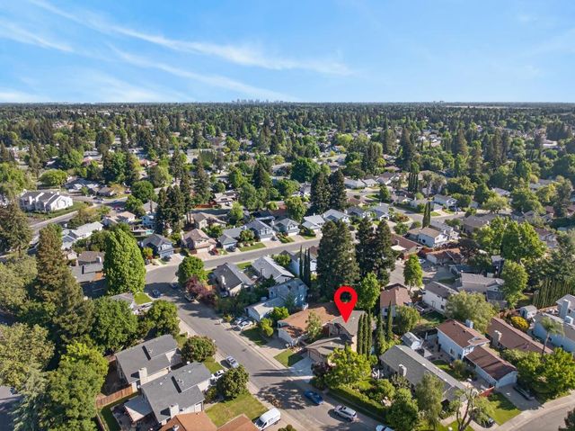 7597 Deltawind Dr, Sacramento, CA 95831