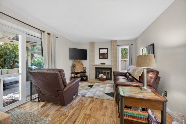 7597 Deltawind Dr, Sacramento, CA 95831